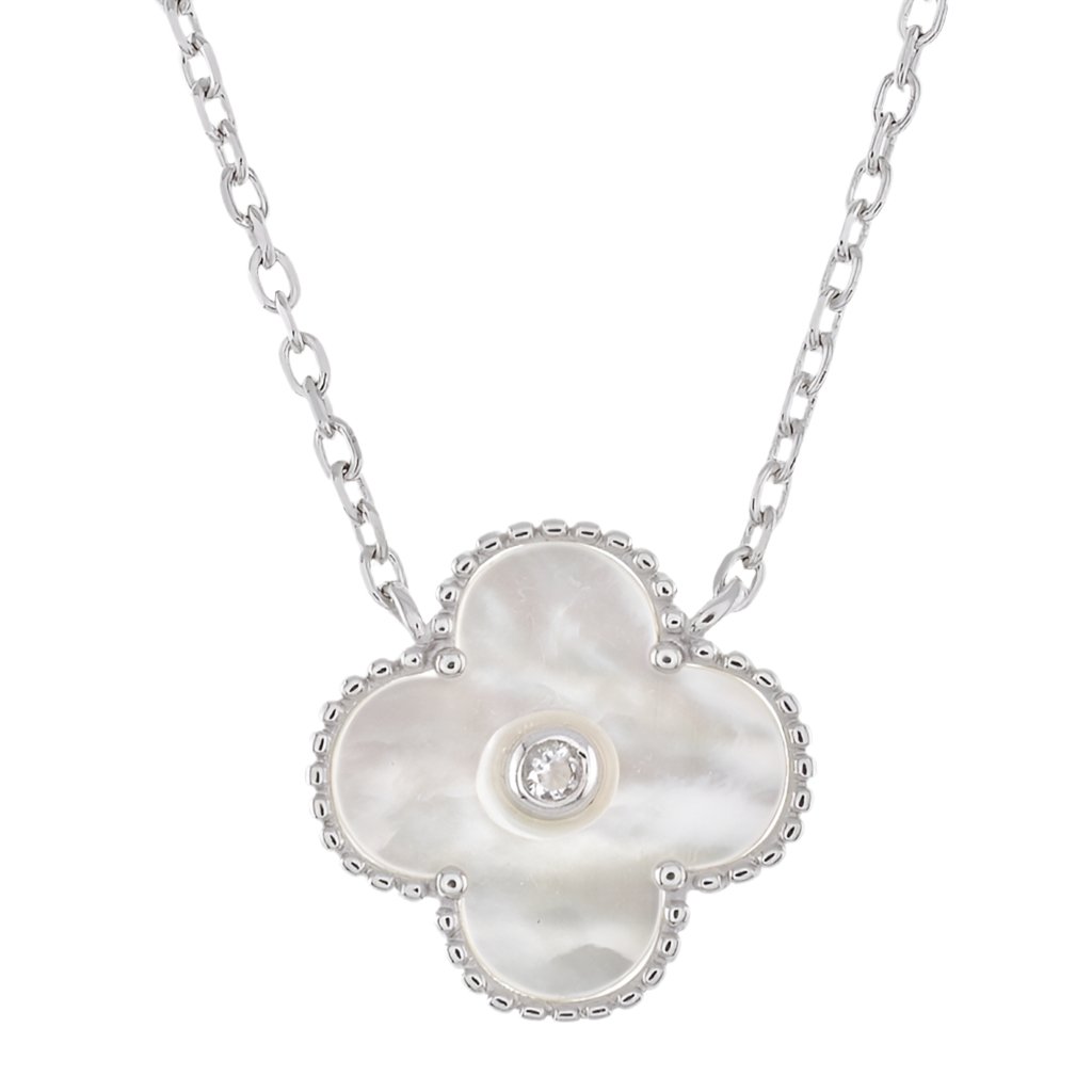 NP6043 White Clover 18in Necklace with 15mm Pendant - Selah925.com