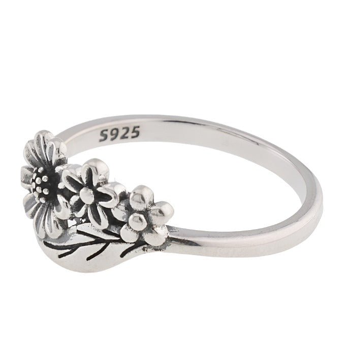 R2057 Flower Ring - Selah925.com